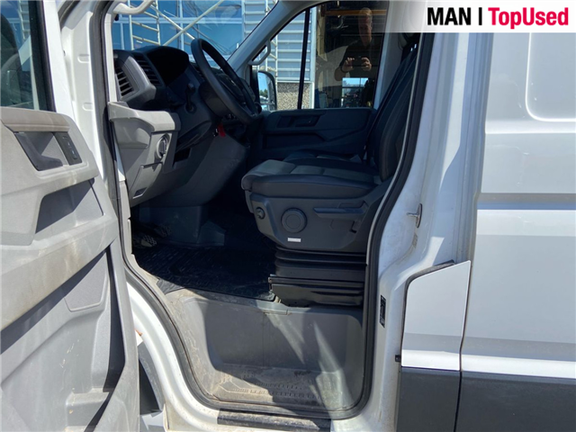 MAN TGE 3.180 4X2F SB