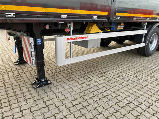 Kässbohrer SPS 3, Alusider Åben