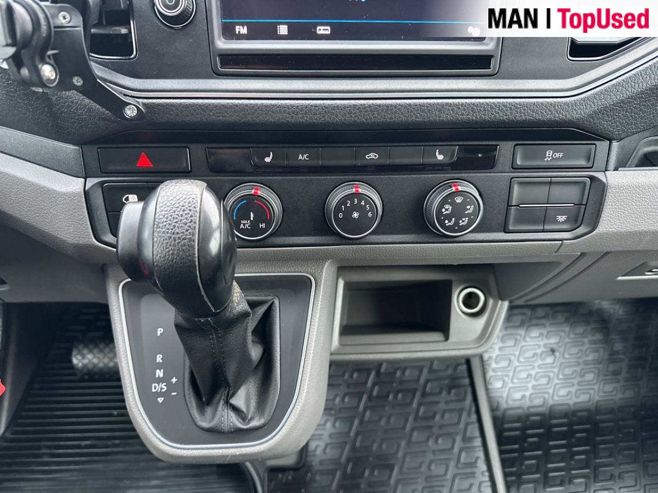 MAN TGE 3.180 4X2F SB