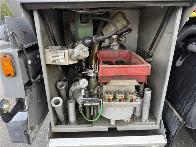 Scania P400 8x2*6 HMK Bilcon 24.000 l. ADR Euro 5