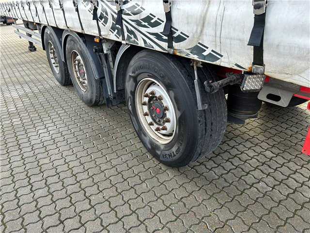 Kel-Berg Gardintrailer m. truckbeslag