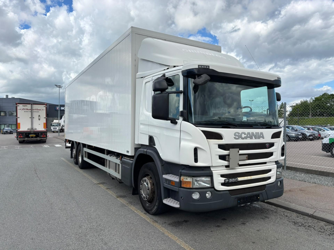 Scania P 280 LB6x2*4MNB Box body, Side opening, Tail lift