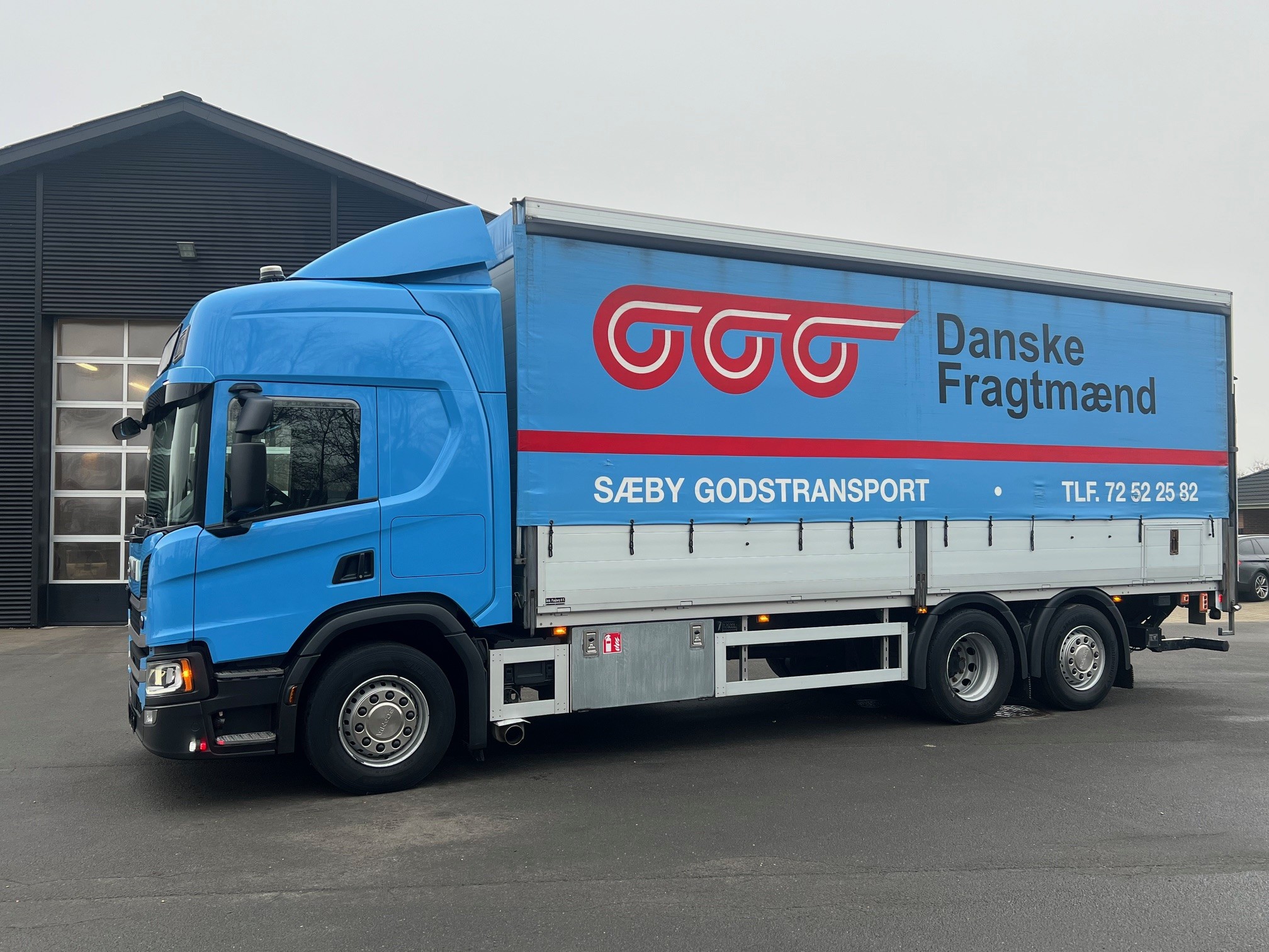 Scania P450 6X2*4 Skydepressning, sovekabine