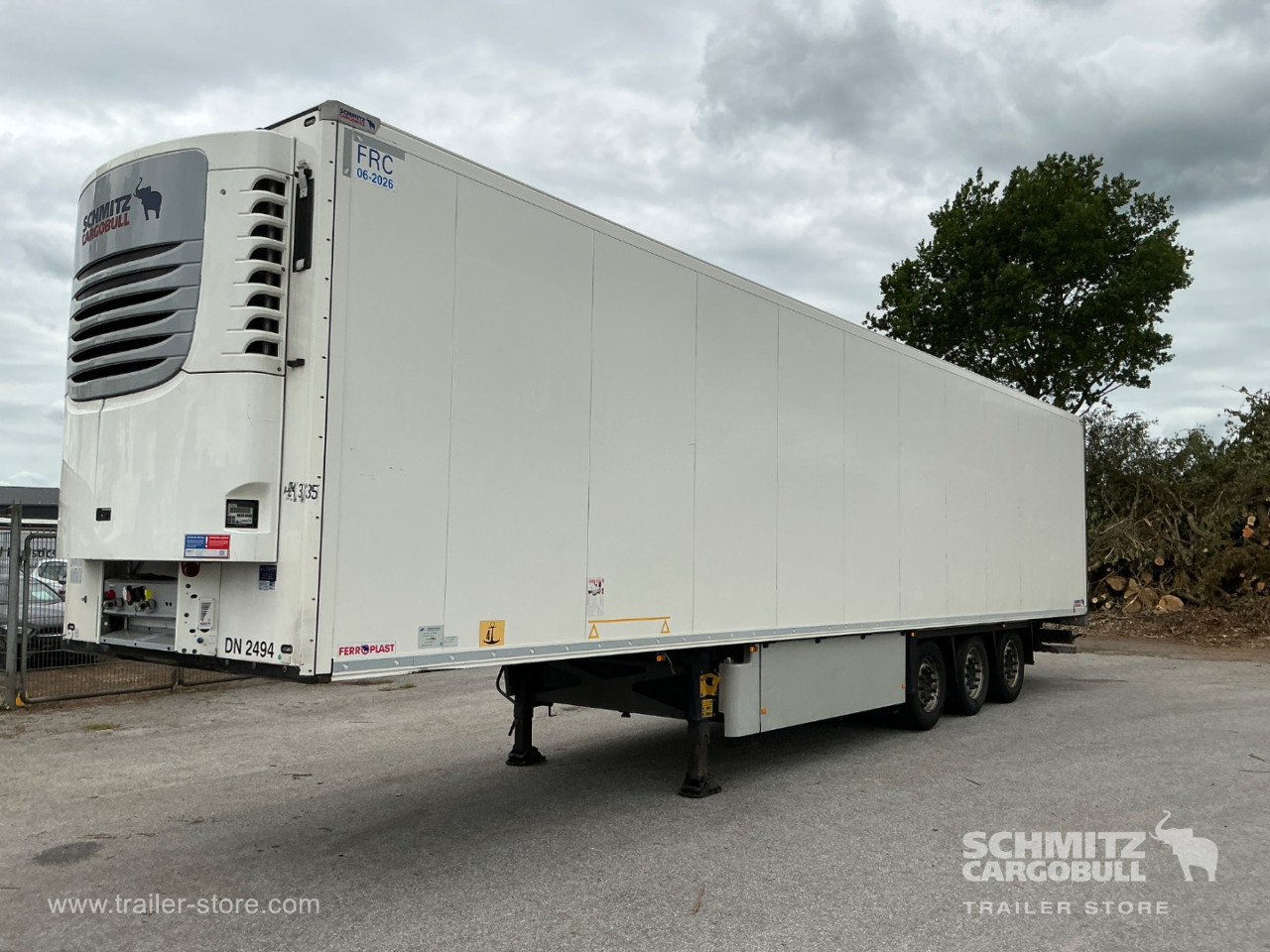 Schmitz Semi Reefer Meat hanging system