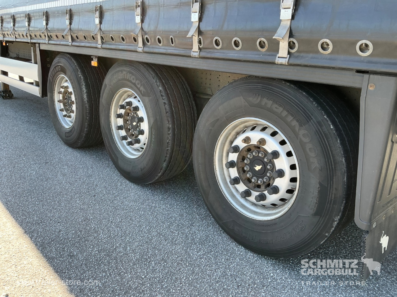 Schmitz Semi Curtainsider Standard