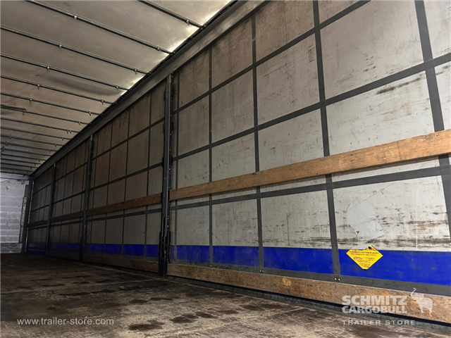 Schmitz Semi Curtainsider Standard
