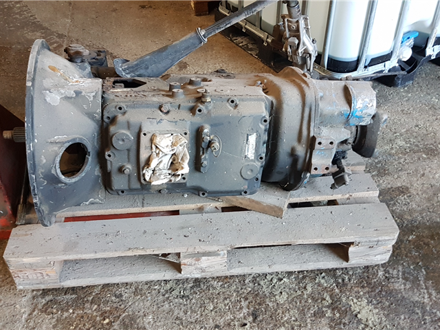 Scania 142 112 GR 871 gearbox