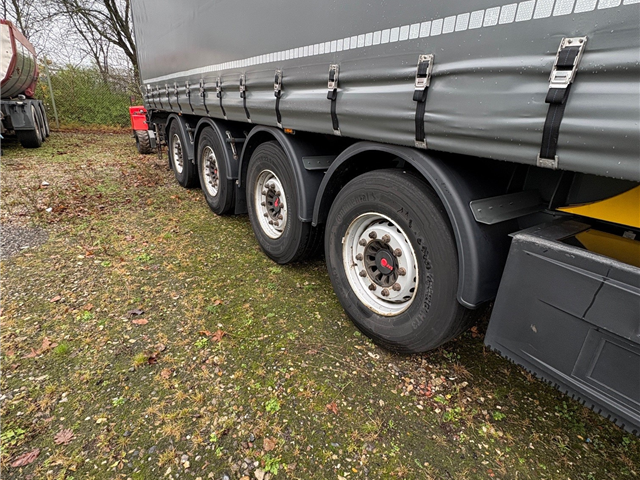 BP Trailer Truck trailer