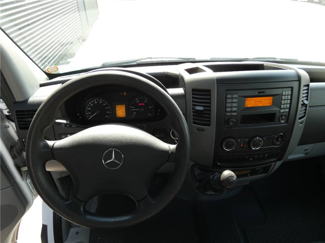 Mercedes-Benz Sprinter 519