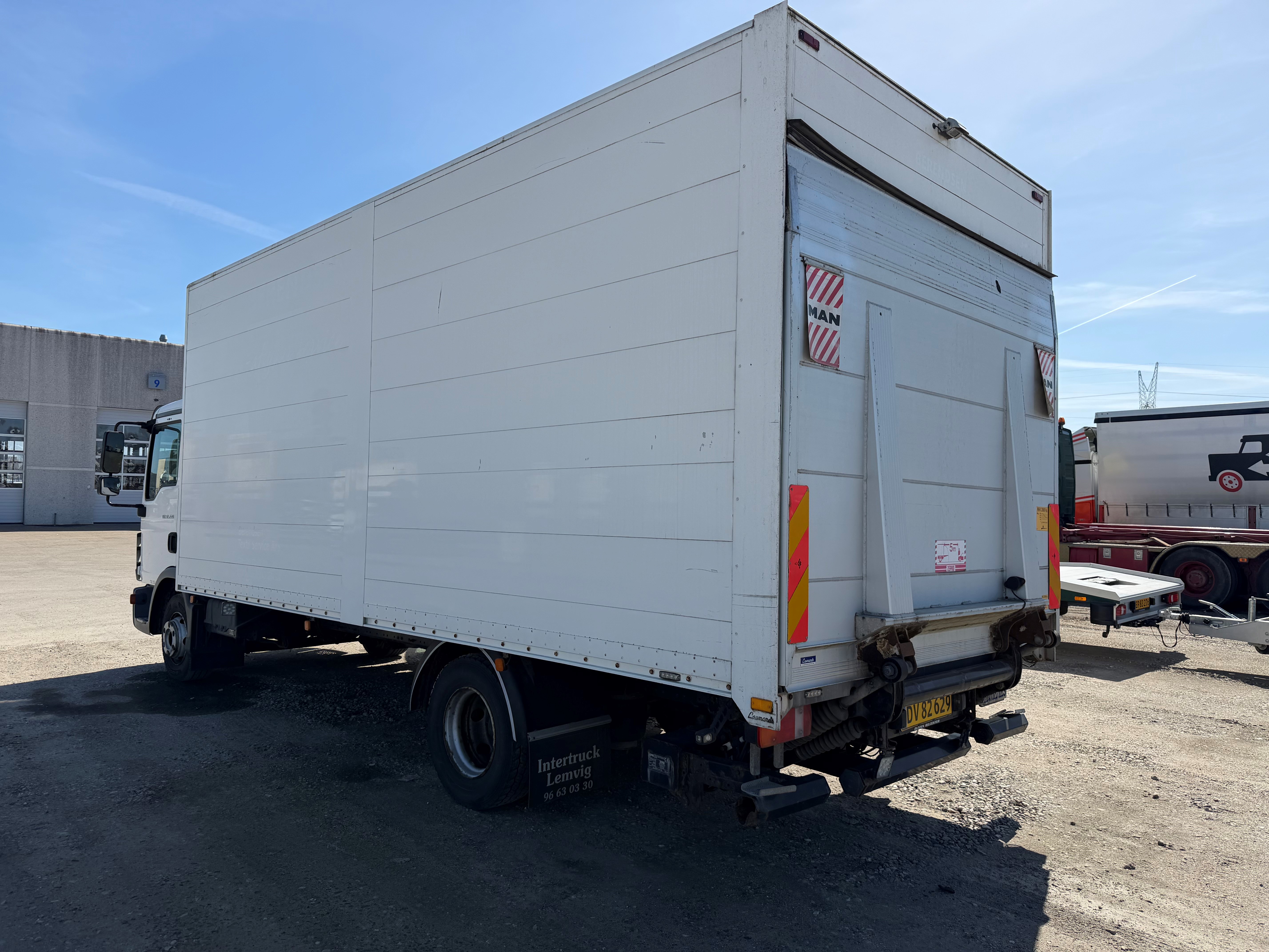 MAN TGL, 12. 4X2 BL