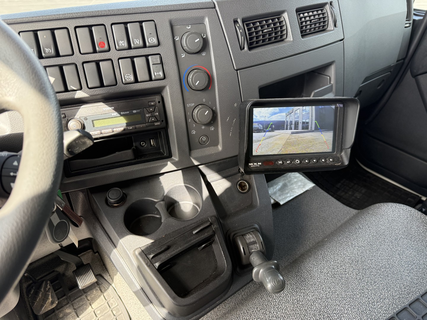 Volvo FL210 4x2 Euro 6