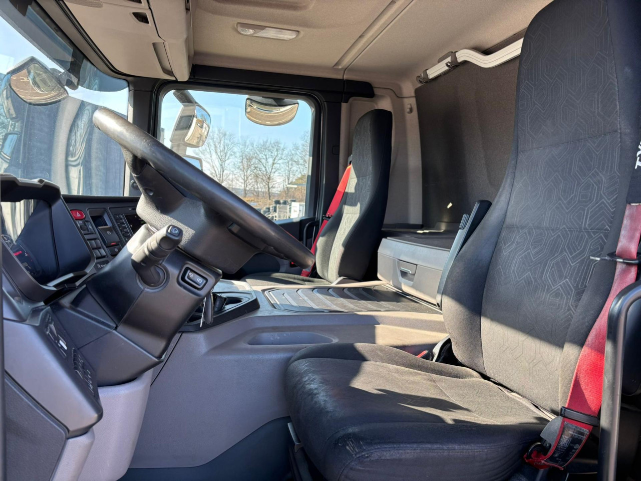 Scania P 320 B6x2*4NB - kølebil