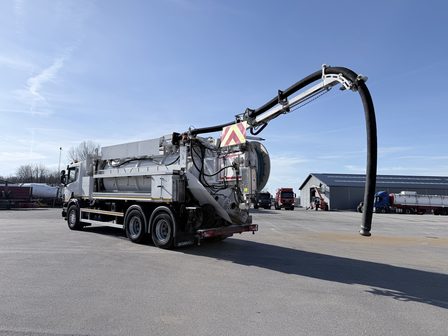 Scania P360 6x4 Hvidtved Larsen FlexLine 312