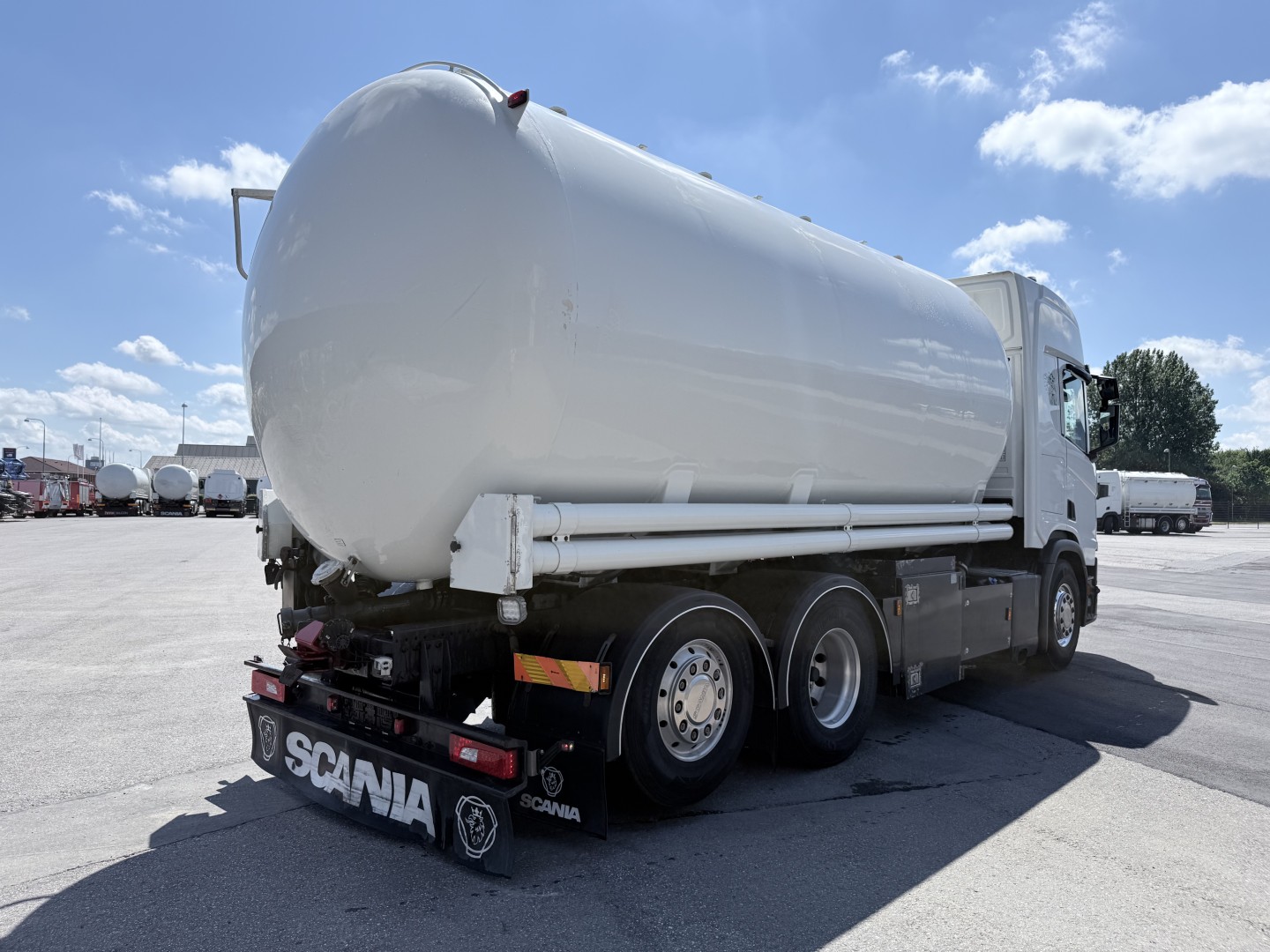Scania R500 NGS CR20H 6x2 26 m3 Silo - Kompressor - Retarder