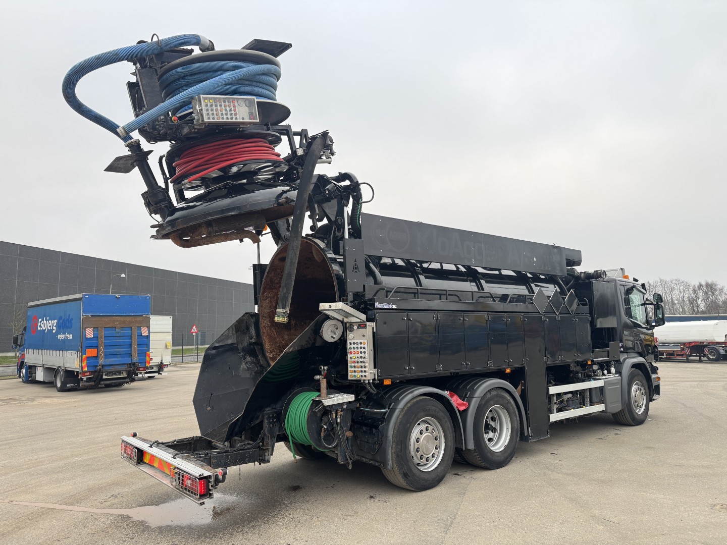 Scania P410 6x2*4 Hvidtved Larsen Flexline 312 ADR