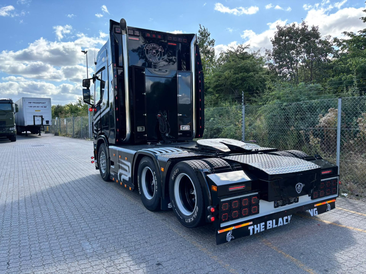 Scania R 560 A6x2NB