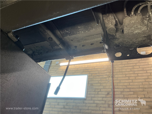Schmitz Semi Curtainsider Standard