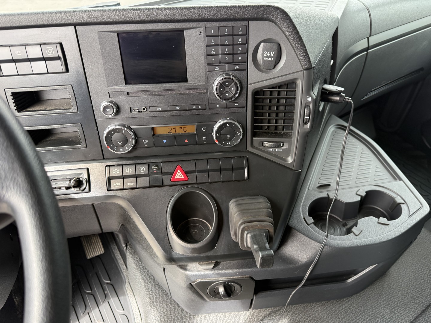 Mercedes Arocs 4153 8x4 MPG 220 TM7