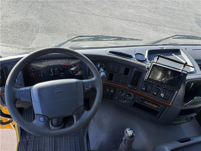 Volvo FM9 340 6x2*4 Euro 5 FFG Elephant 10 m3