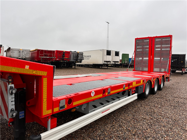 Kässbohrer SLS HS 3 – Hydraulisk mellemgulv Maskintrailer