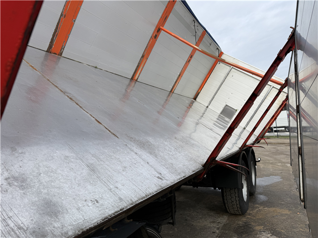 Skelhøje SVF P324 24 t. akslet Tipanhænger