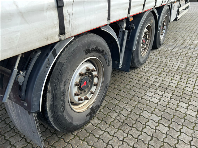 Kel-Berg Gardintrailer m. truckbeslag