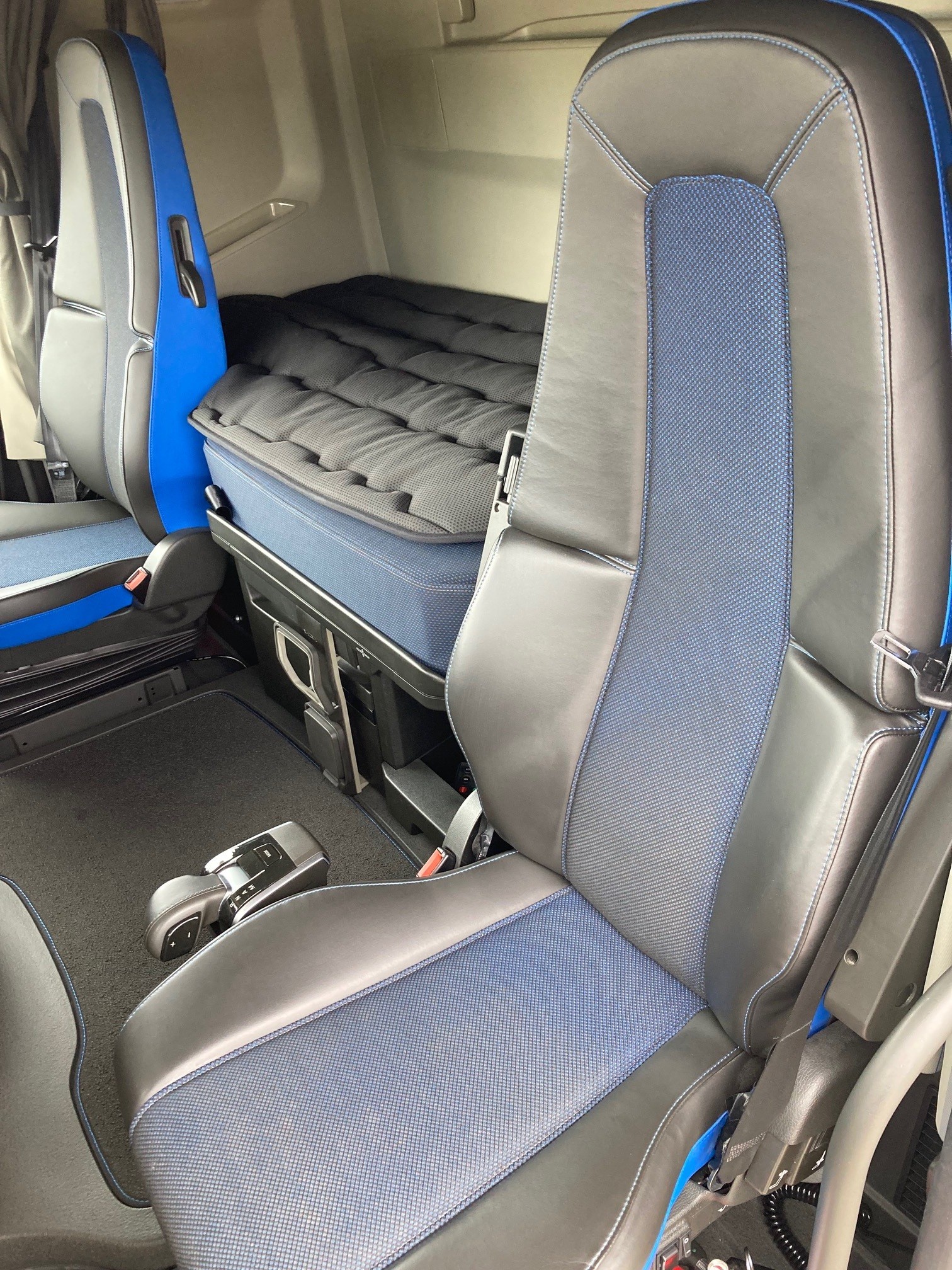 Volvo 460 HK XL Aero Sælges - 3 stk. Haves