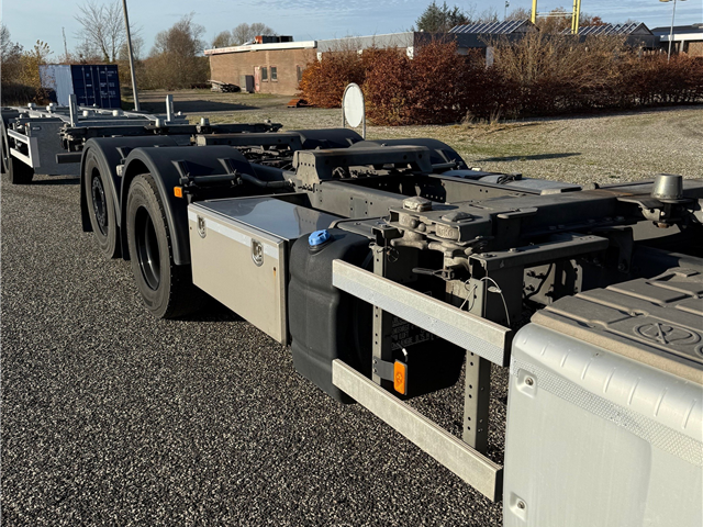 Volvo FH500 Forvogn med Vekselladsopbygning Sælges.