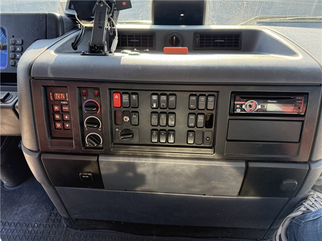 Mercedes Econic 2633 6x2*4 Hvidtved Larsen SLP309 Euro 5