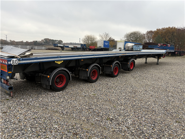 Broshuis 4 AOU58/15 Trippel Wing Carrier