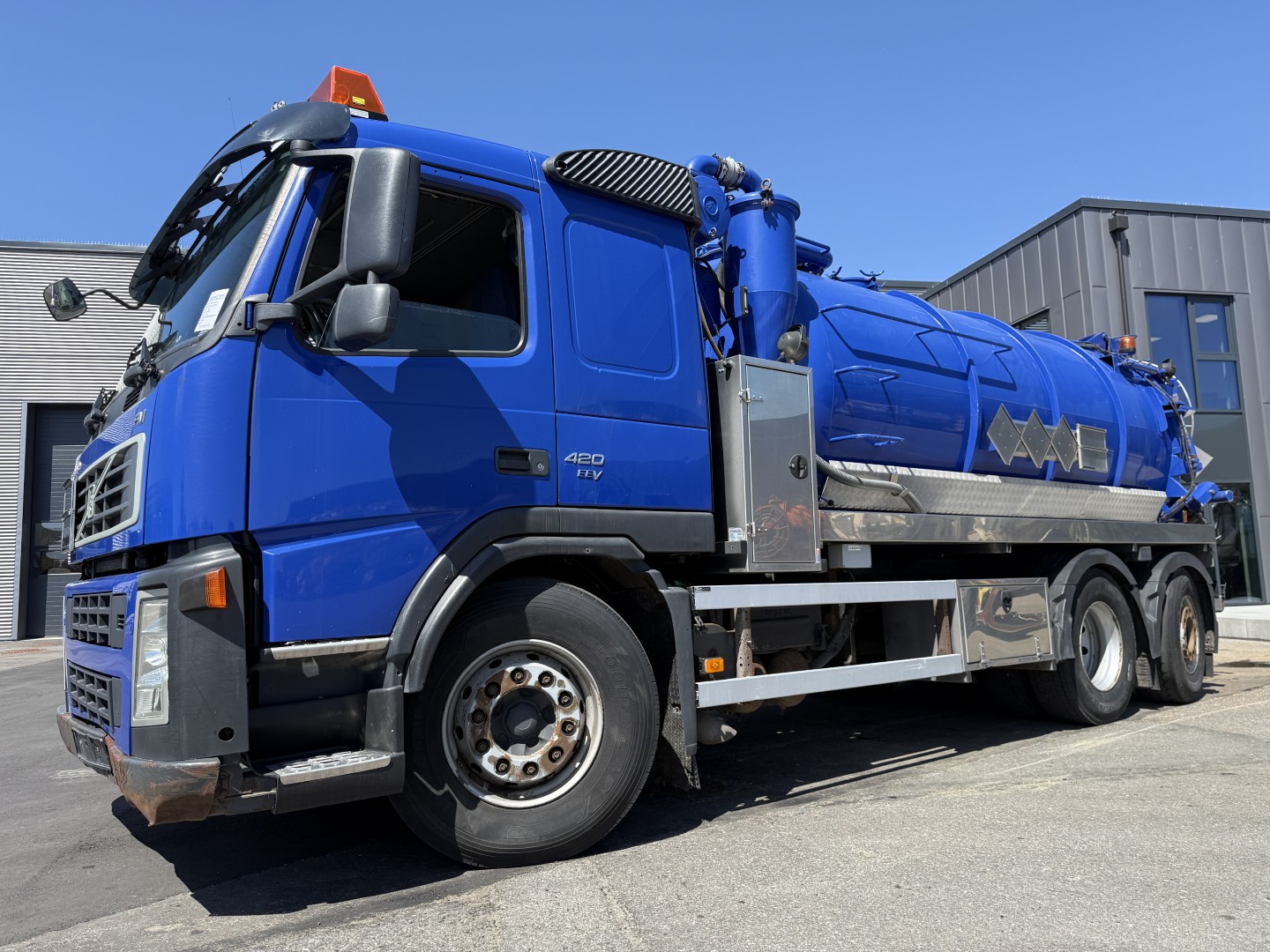 Volvo FM420 EEV 6x2*4 Interconsult 12.700 l. Rustfri