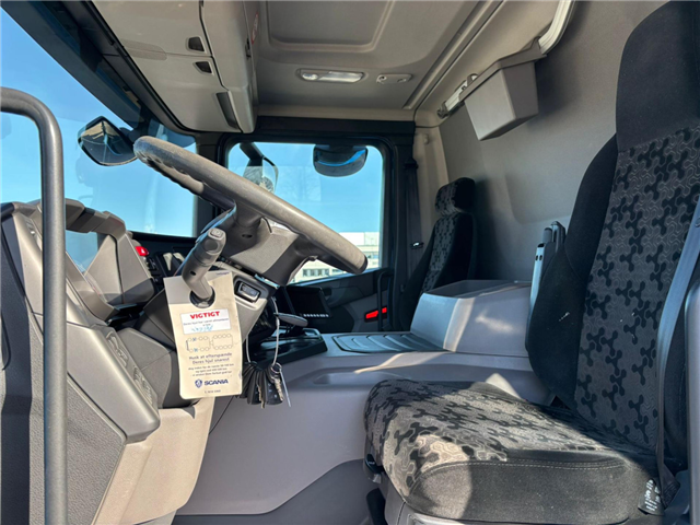 Scania P 410 B6x2*4LB Lad, Lift og træk