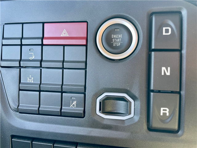 Iveco S-WAY AD190S34-E6e/FP Stillads