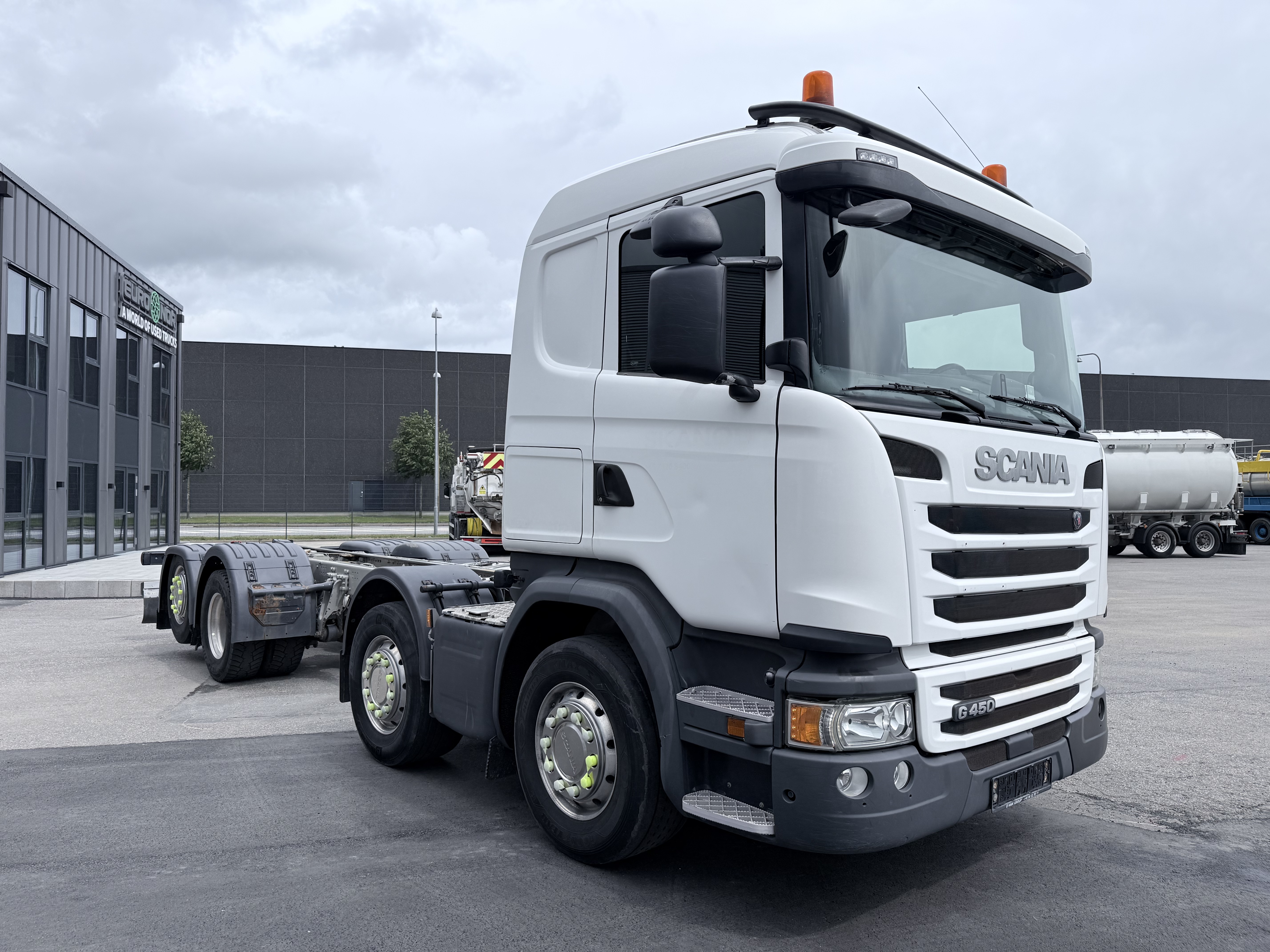 Scania G450 8x2-6 Euro 6 ADR Chassis