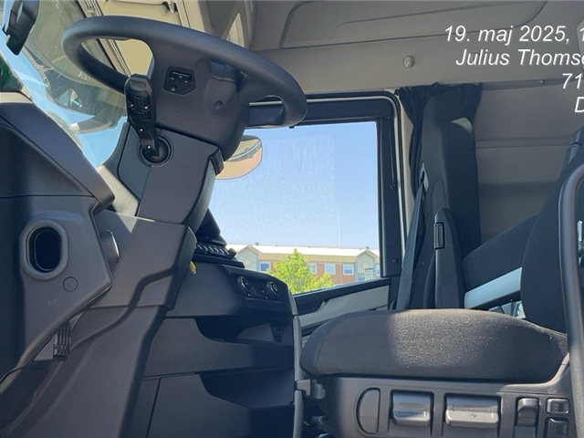 Iveco S WAY 500Hp twinsteer