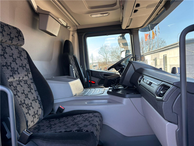 Scania P 410 B6x2*4LB Lad, Lift og træk