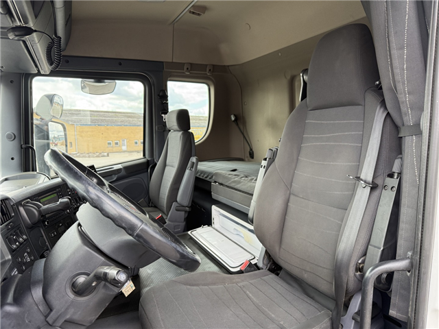 Scania G450 8x2*6 ADR Chassis Euro 6