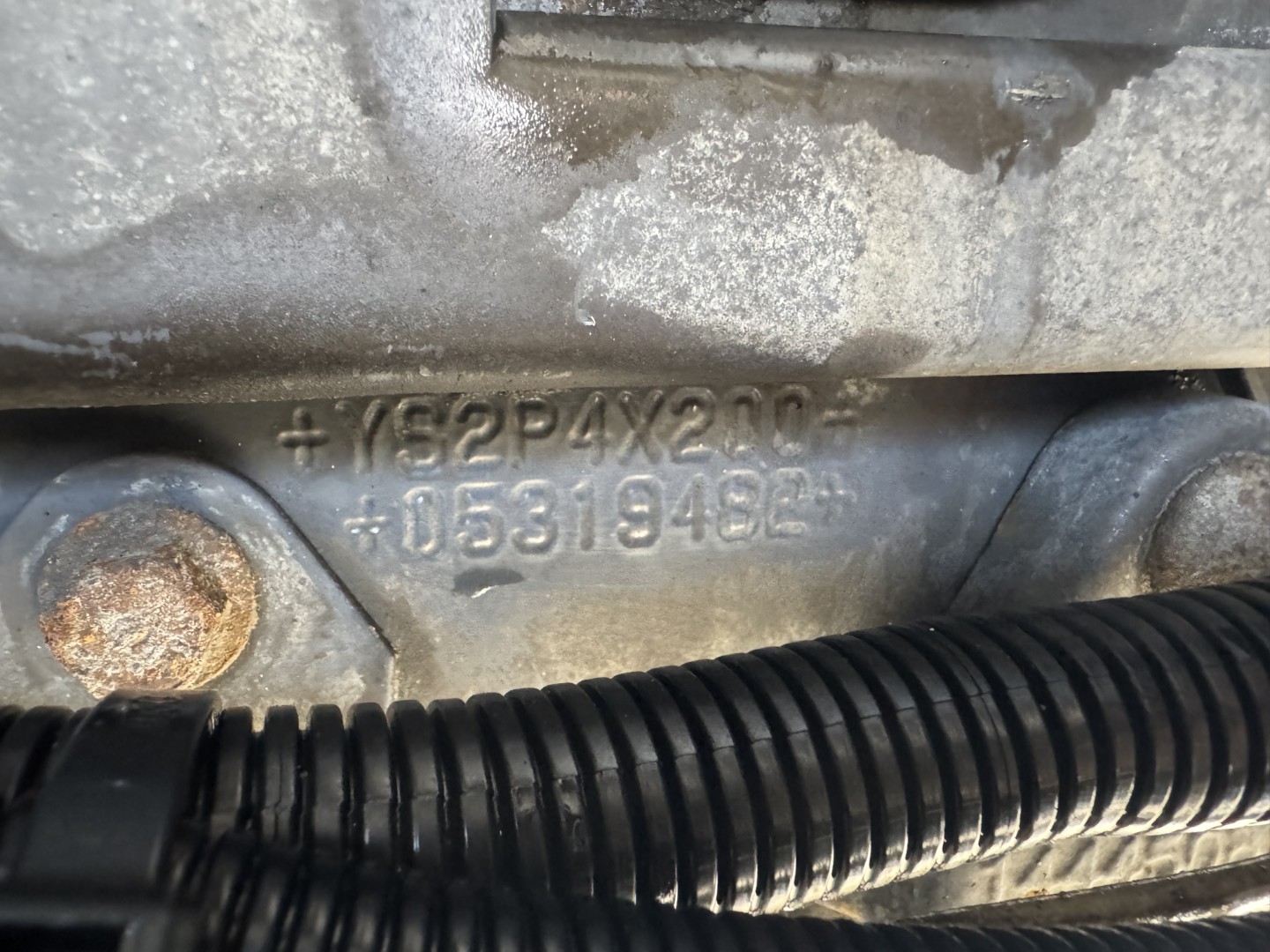 Scania P320 4x2 Hvidtved Larsen 7000 L Kombi