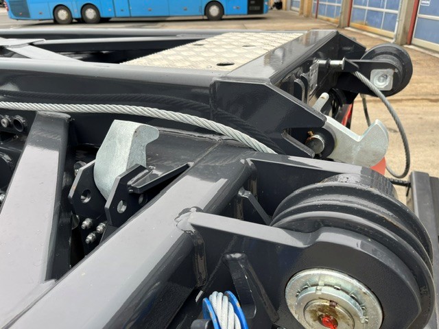 Scania R560