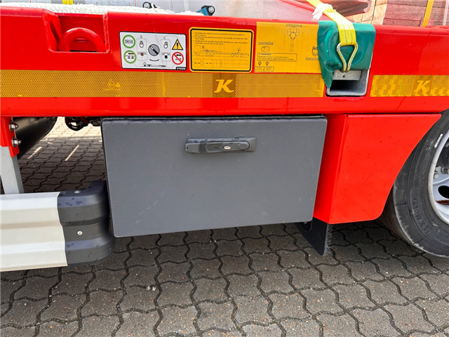 Kässbohrer SLA J4, udtrækkelig Maskintrailer