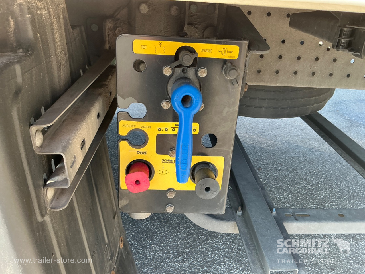 Schmitz Semi Reefer Meat hanging system