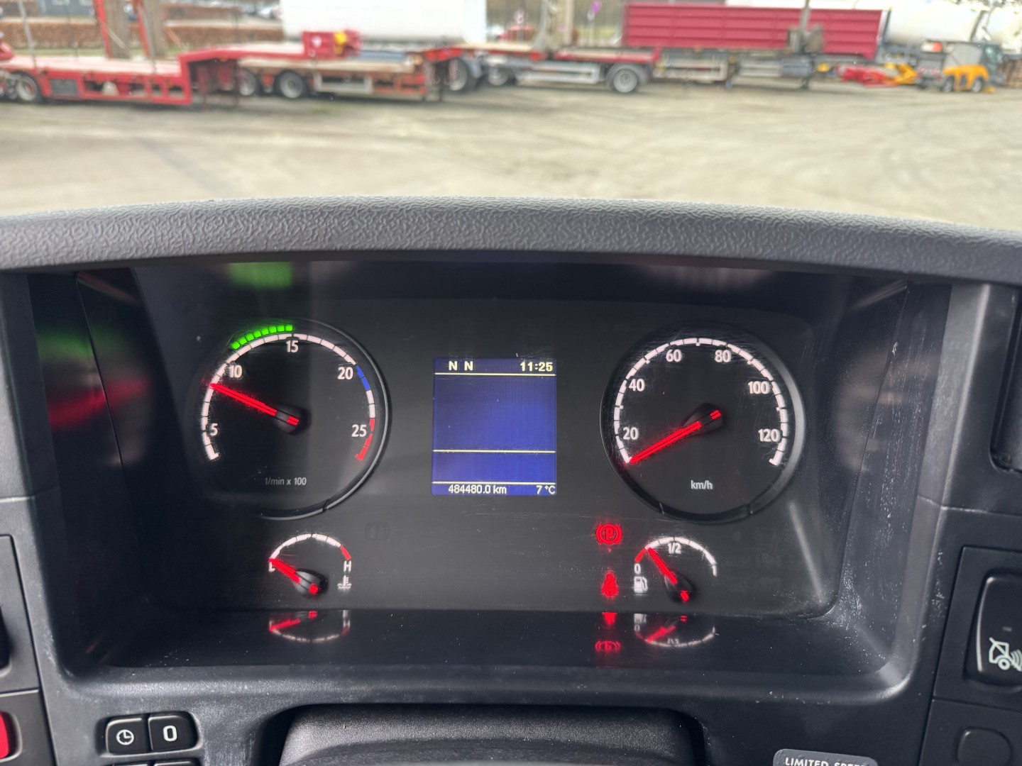 Scania P320 6x2*4 Carrier Supra 1250 Mt 9.90 m. kasse