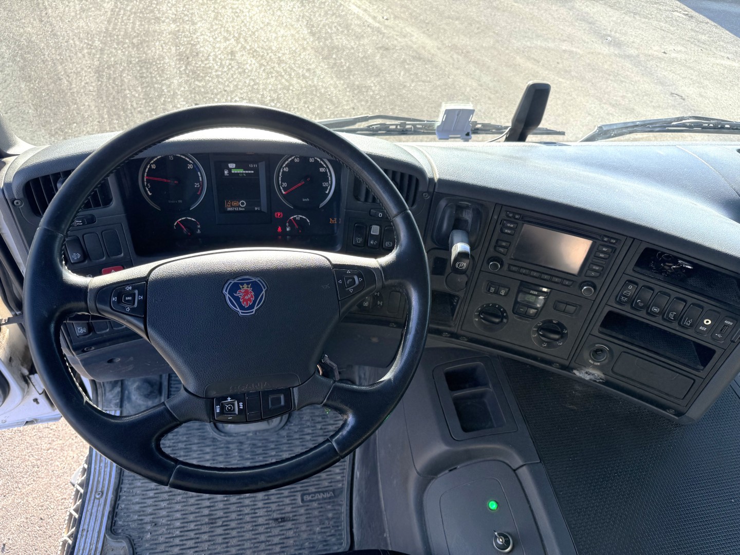 Scania P410 6x4 Liebherr THP 140 H 24 M4 XH Betonpumpe