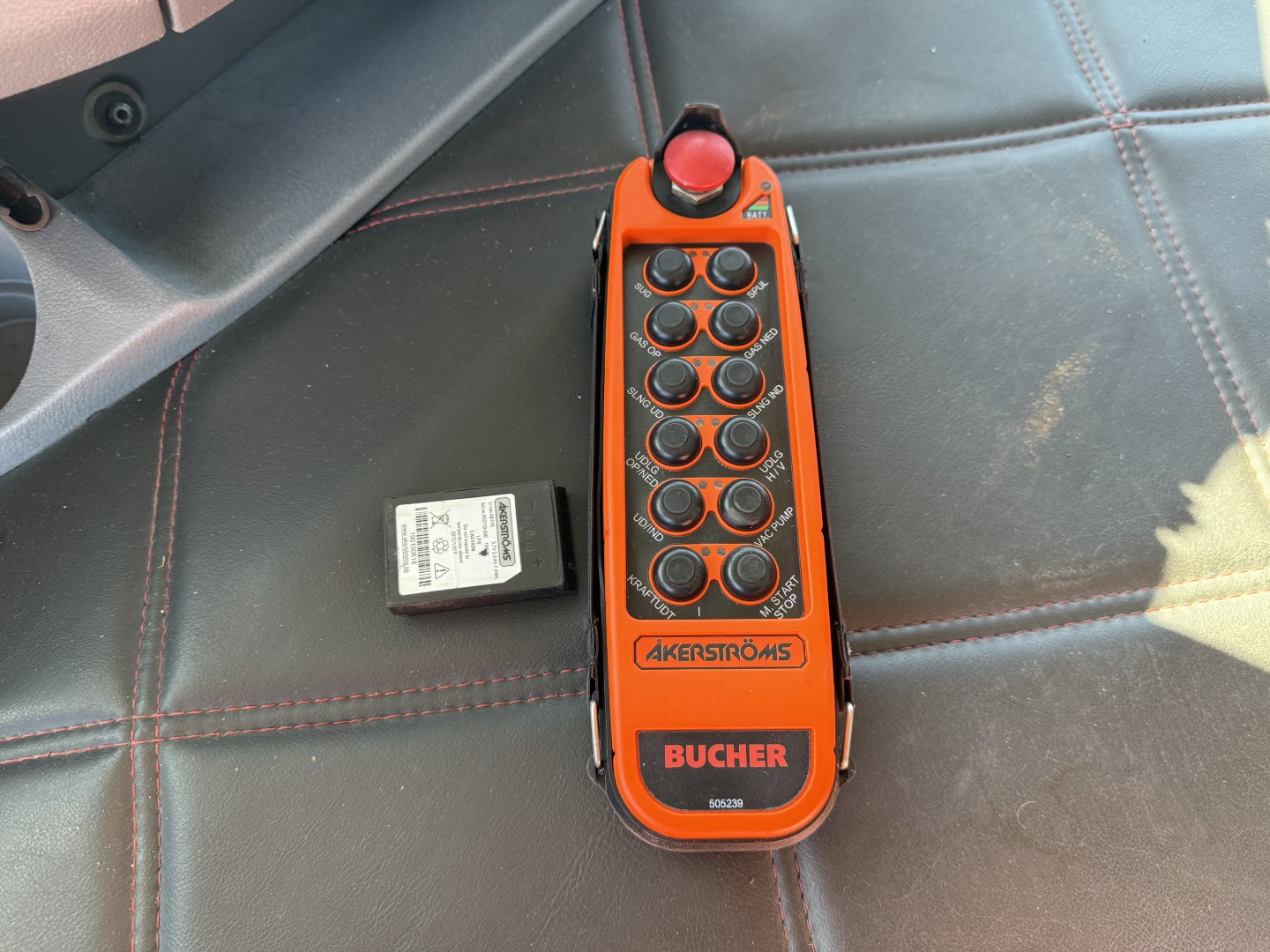 Mercedes Actros 4151 8x8 V8 Hvidtved Larsen RECycler 410