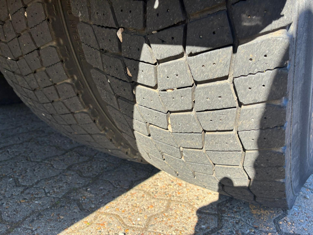 Scania G 450 LB6x2*4HNB - HMF 2620 Kran