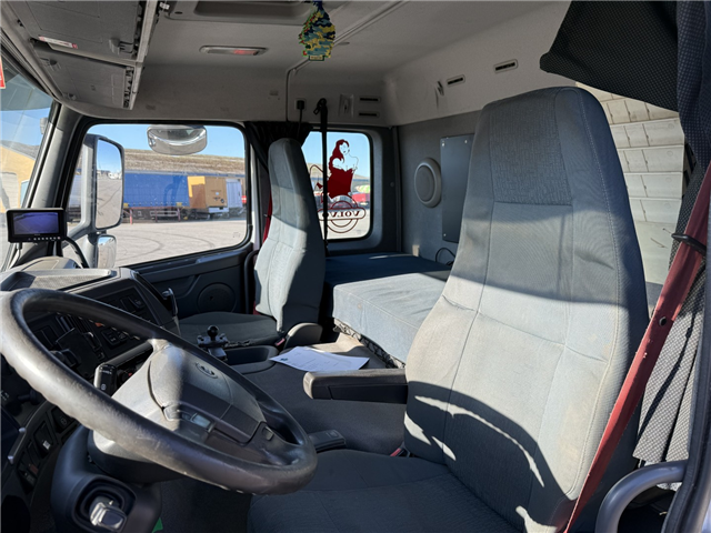 Volvo FM460 8x2*6 24.000 l. ADR Tankbil