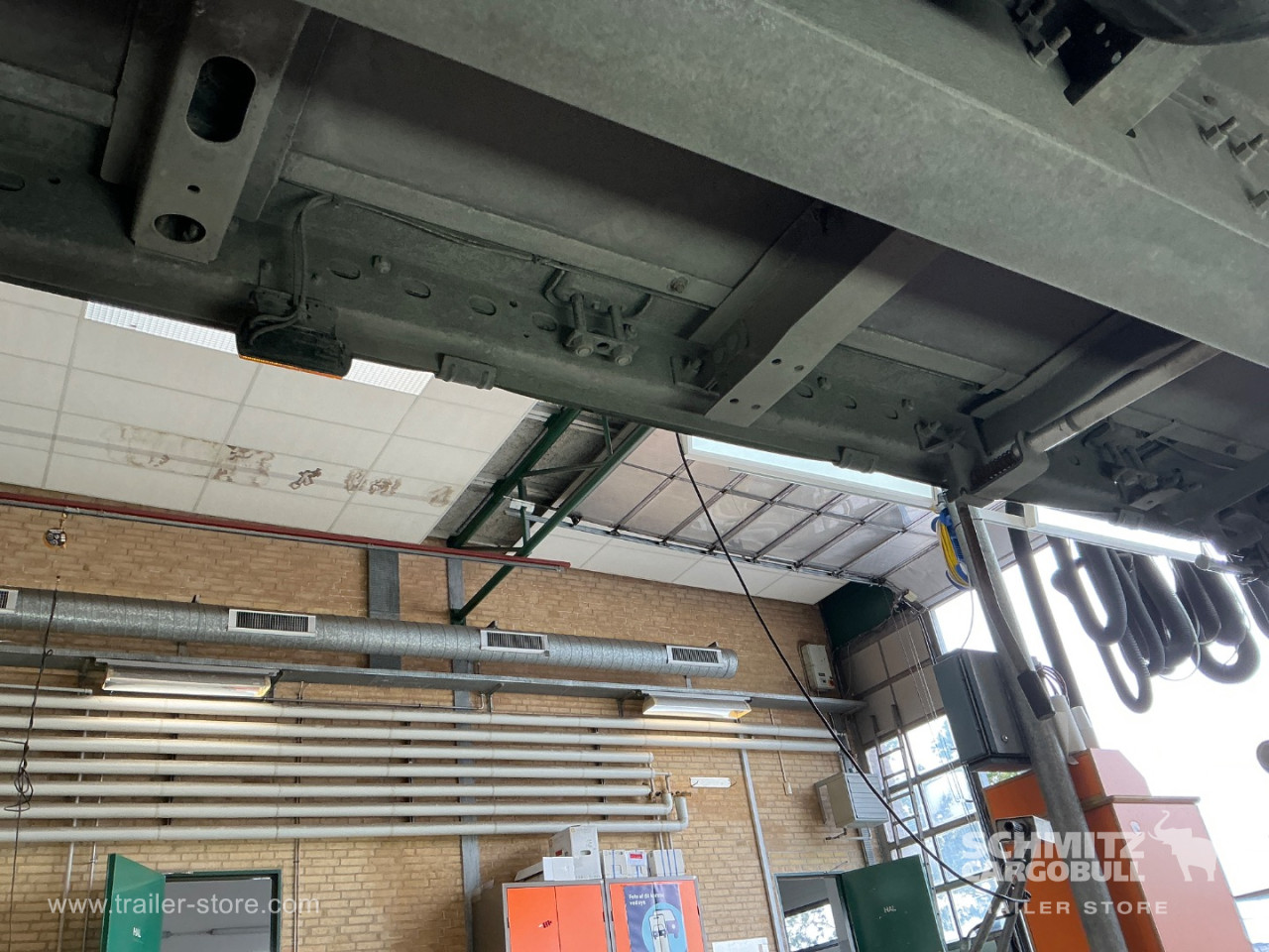 Schmitz Semi Curtainsider Standard