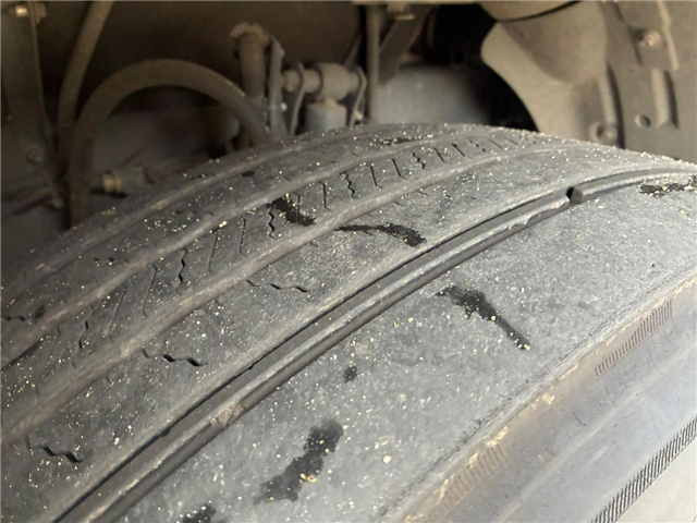 Scania P 250 B4x2NB Boks/lift