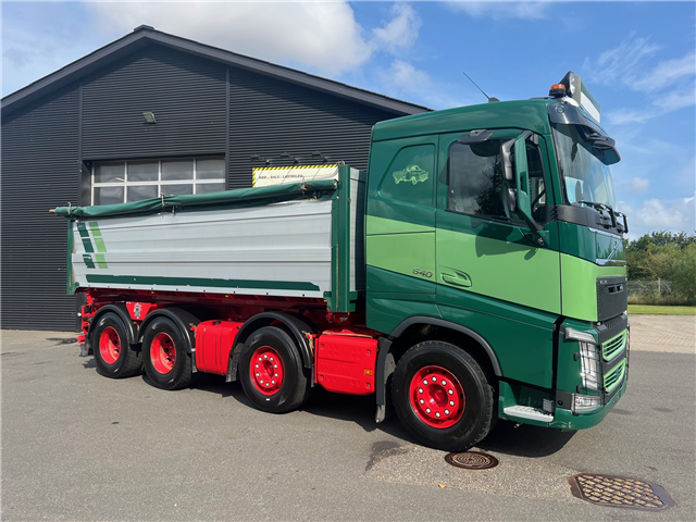 Volvo FH540 8X4 tandem med løftebogie -Nopa pendeltip