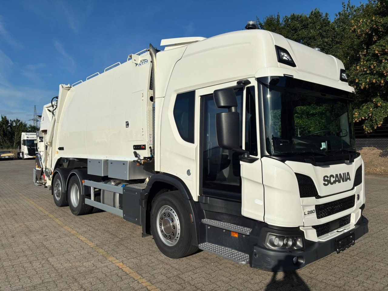 Scania L 280 B6x2*4NB - NTM skraldebil